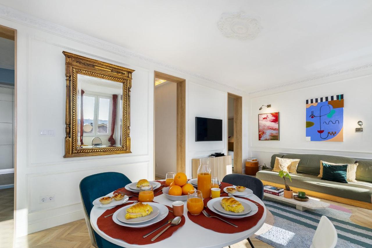 Whome Historic Centre Modern Masterpiece W River Views Apartment Lisbon