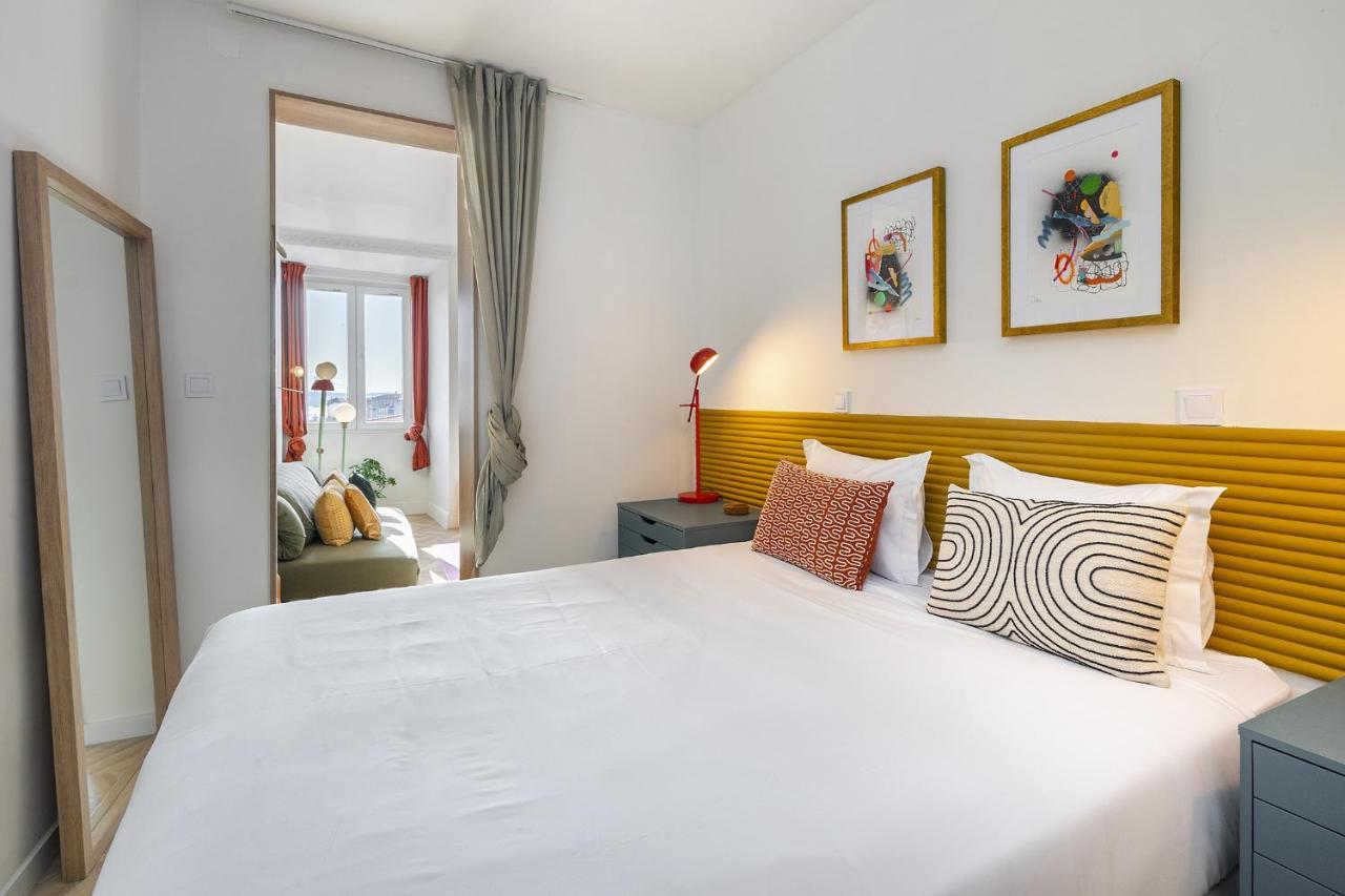 Whome Historic Centre Modern Masterpiece W River Views Apartment Lisbon